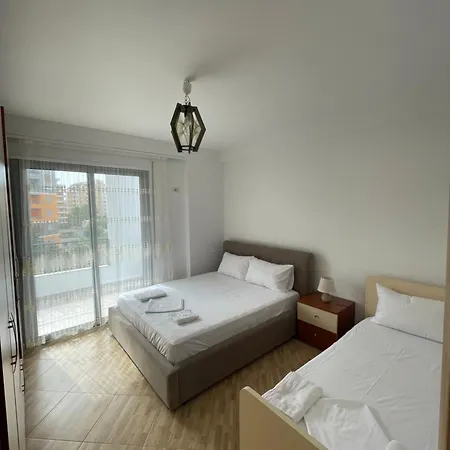 Διαμέρισμα Charming Coastal Retreat Vlorë